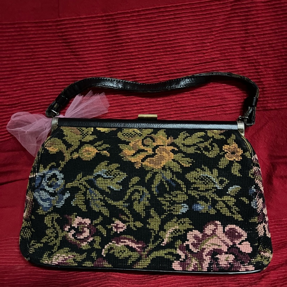 Floral Tapestry Handbag
